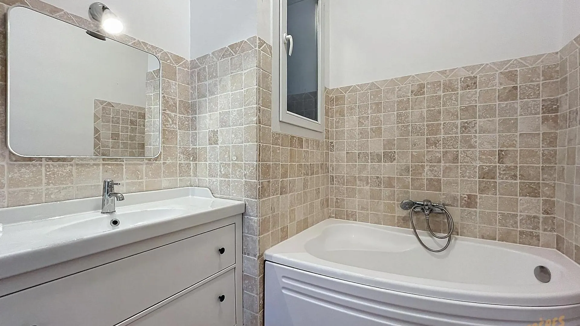 Appartement Central - Balcon & Lumineux - Les Freres De La Loc' Marseille France